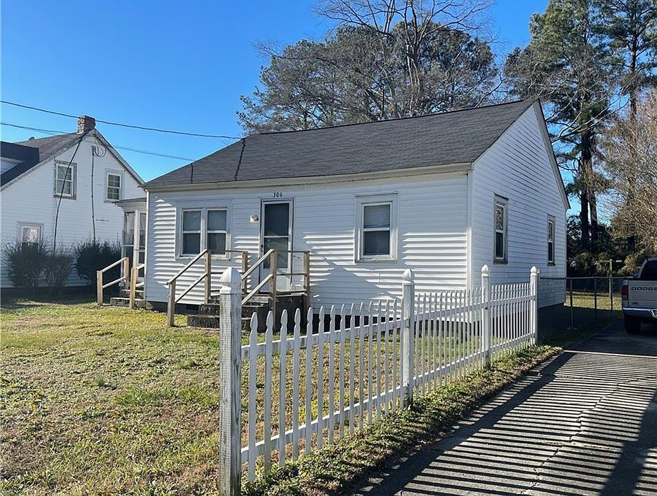 1st image of 306 Stonewall St
