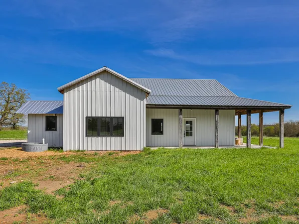 2107 E 530th Road, Pleasant Hope, MO 65725