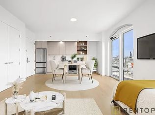 210 Greenpoint Ave #7K, Brooklyn, NY 11222