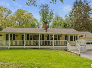 65 Flat Iron Rd, Guilford, CT 06437