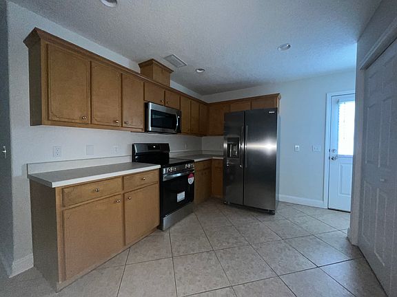 2nd image of 115 & 117 Sweet Gum Dr #115