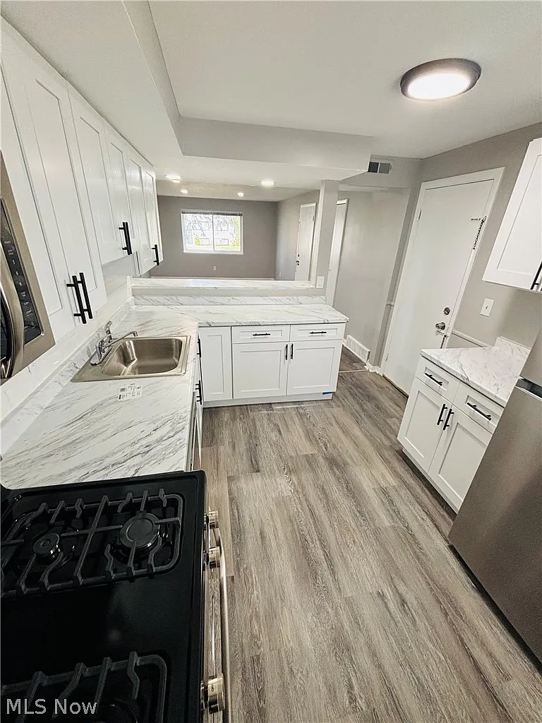 2 bed, 800 sqft, $1,500 — Photo 3