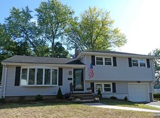 372 Shea Dr, New Milford, NJ 07646
