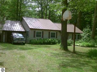 5078 Maple Ave, Oscoda, MI 48750