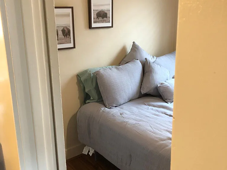 3823 E Allerton Ave #UPPER — Photo 1