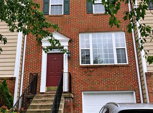 42991 Beachall St, Chantilly, VA 20152