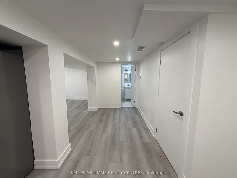 9 Sanderson Rd #LOWER — Photo 11