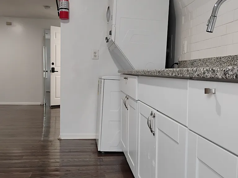497 Tremont Ave #3 — Photo 3