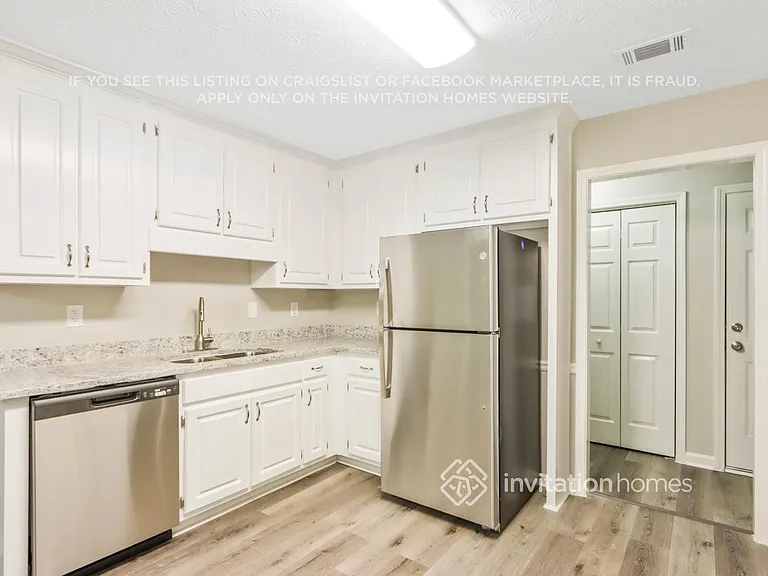 415 Cambridge Way — Photo 8