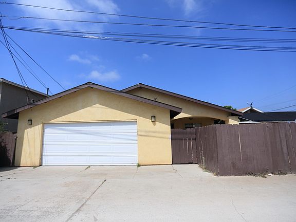 2nd image of 2117 F Ave