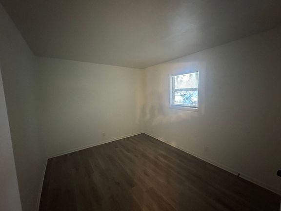 5th image of 1403 E Elm St #2