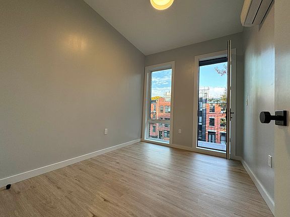 3rd image of 27 Eldert St #2A