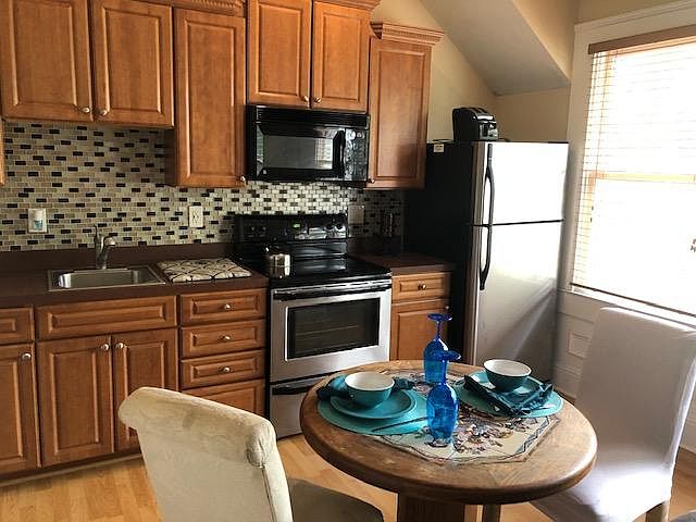1st image of 1424 N Market St #B