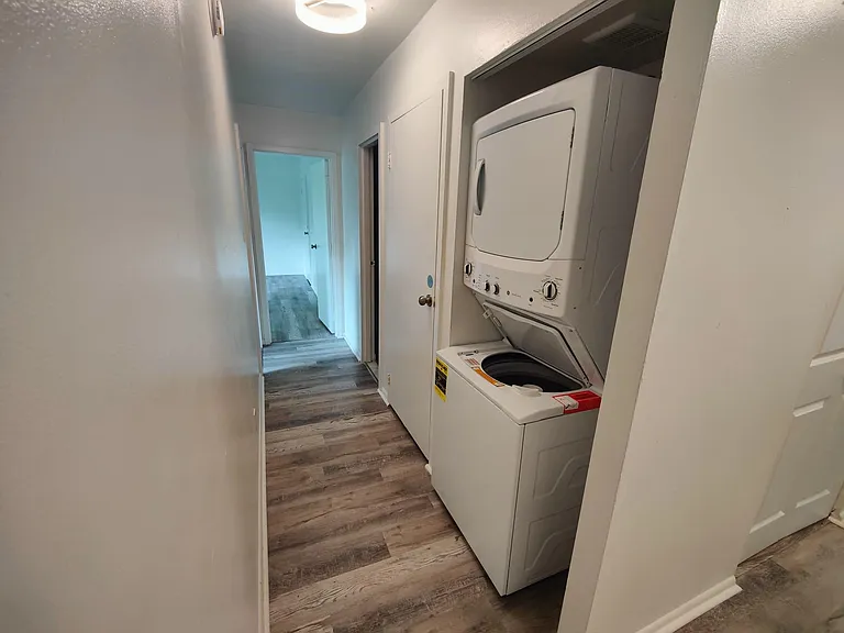 4000 Gypsy Ln #550 — Photo 8