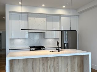 31 Savin Hill Ave FLOOR 2, Dorchester, MA 02125