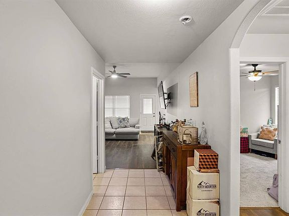4th image of 6706 Plum Springs Ln