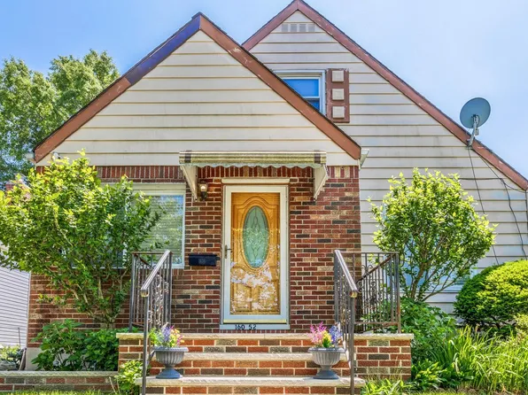 16052 20th Avenue, Whitestone, NY 11357