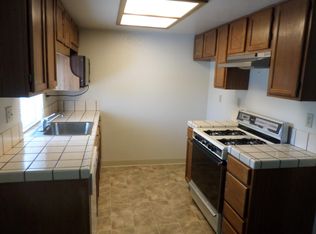 482 Sunset Blvd APT F, Hayward, CA 94541