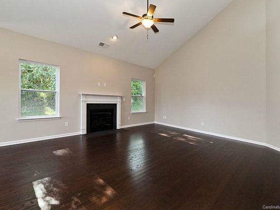 5th image of 4205 Hay Meadow Dr #9