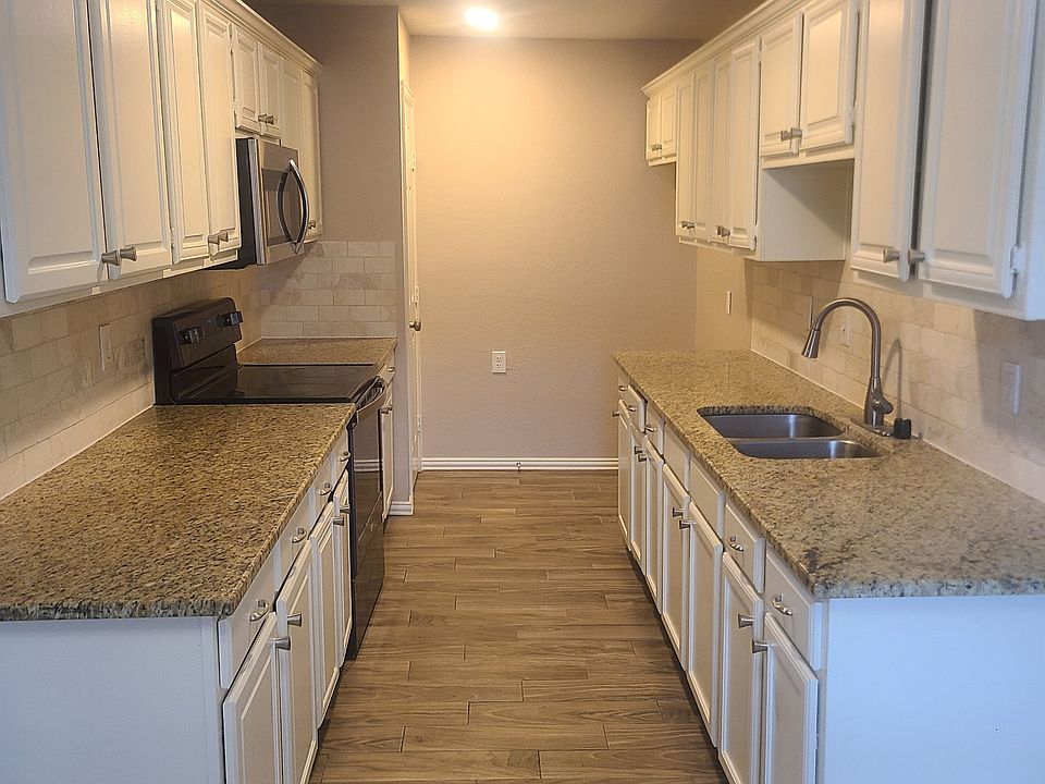 1st image of 2917 Nelson Dr