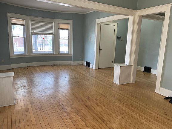 4th image of 2718 N Palmer St