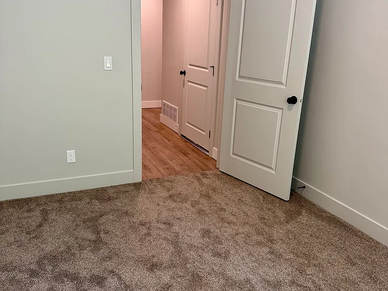 192 Trail Dr #1 — Photo 10