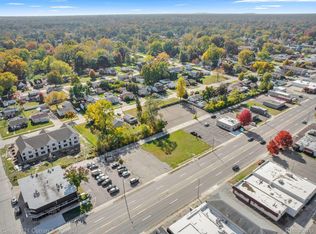 30759 Frd, Garden City, MI