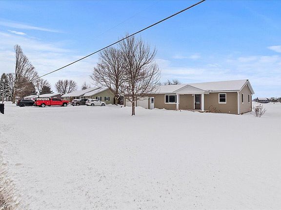 2nd image of 1053 Miller St