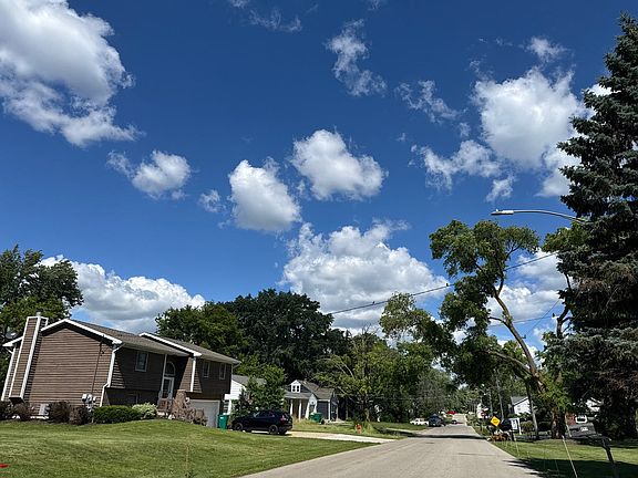 4th image of 410 Garfield Rd