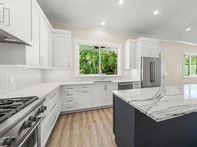 Large eat in kitchen, brand new build, quality appliances.