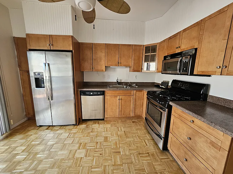 30 Newark Bay Ct #2 — Photo 13