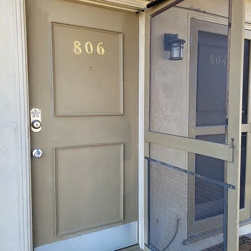 2 bed, 700 sqft, $3,150 — Photo 3
