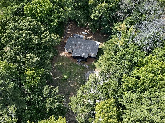 2nd image of 789 Priddy Rd