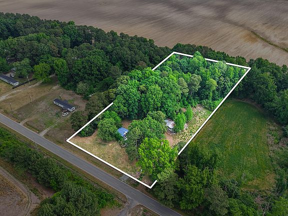 2nd image of 3237 E Darden Rd