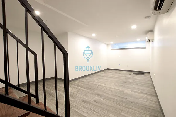 Rented by null | media 5