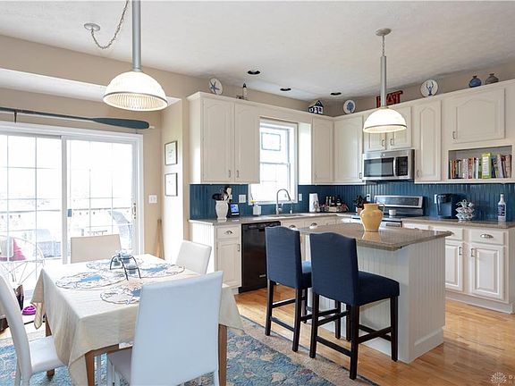 4th image of 3854 W Sudbury Ct