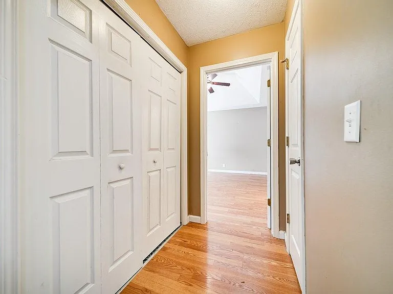 824 Stone Hedge Ct — Photo 10