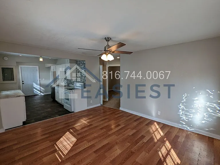 5536 S Benton Ave — Photo 5