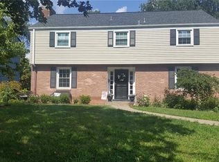 163 Main Entrance Dr, Mt Lebanon, PA