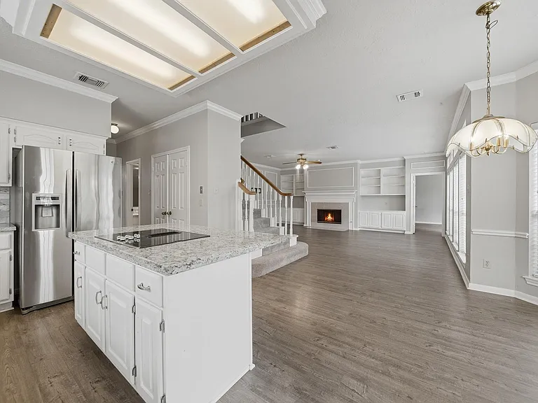 15122 Greenleaf Ln — Photo 39