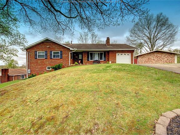 2nd image of 1220 Ellen Dr