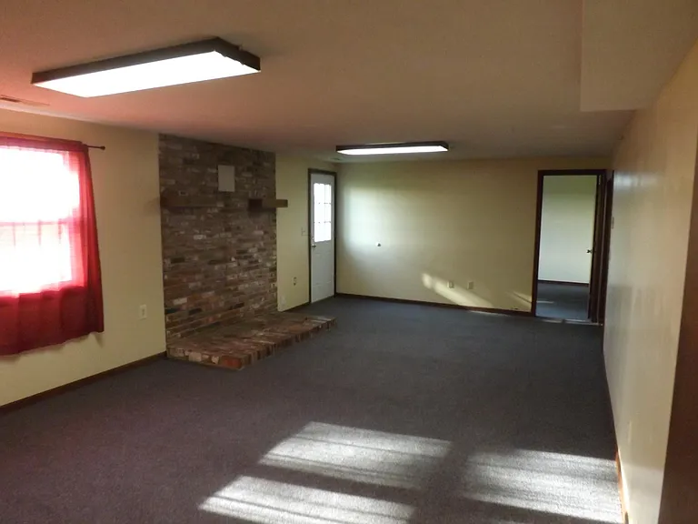2111 SE Powell Rd — Photo 25