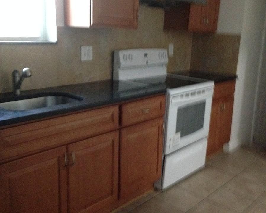 1st image of 1529 S 5th St Floor 2