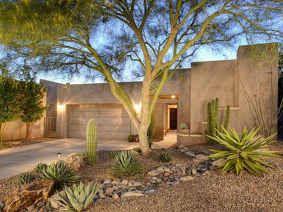 2nd image of 6341 N Ventana View Pl