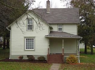 820 Elm St, Grinnell, IA 50112