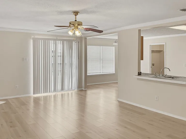 10112 Chapel Glen Ter — Photo 11