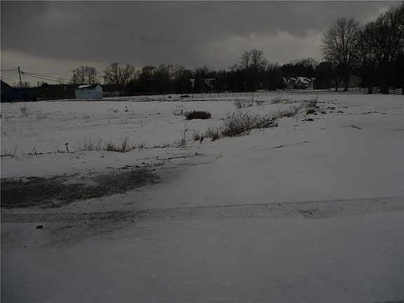 2nd image of 4400 Buffalo Rd #20