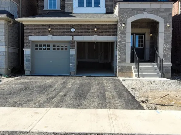 18 Walworth St, Halton Hills, ON L7G 0N5