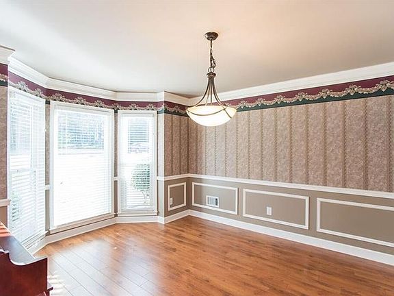 2nd image of 3741 Laurel Brook Ct