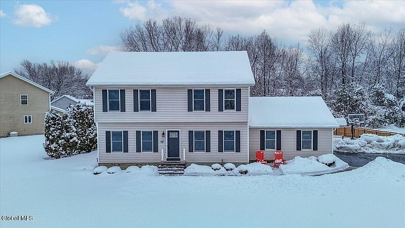 2nd image of 13 Aberdeen Way